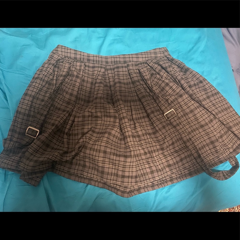 Hot Topic Plaid Strap Skirt (DEFECTIVE STRAP)